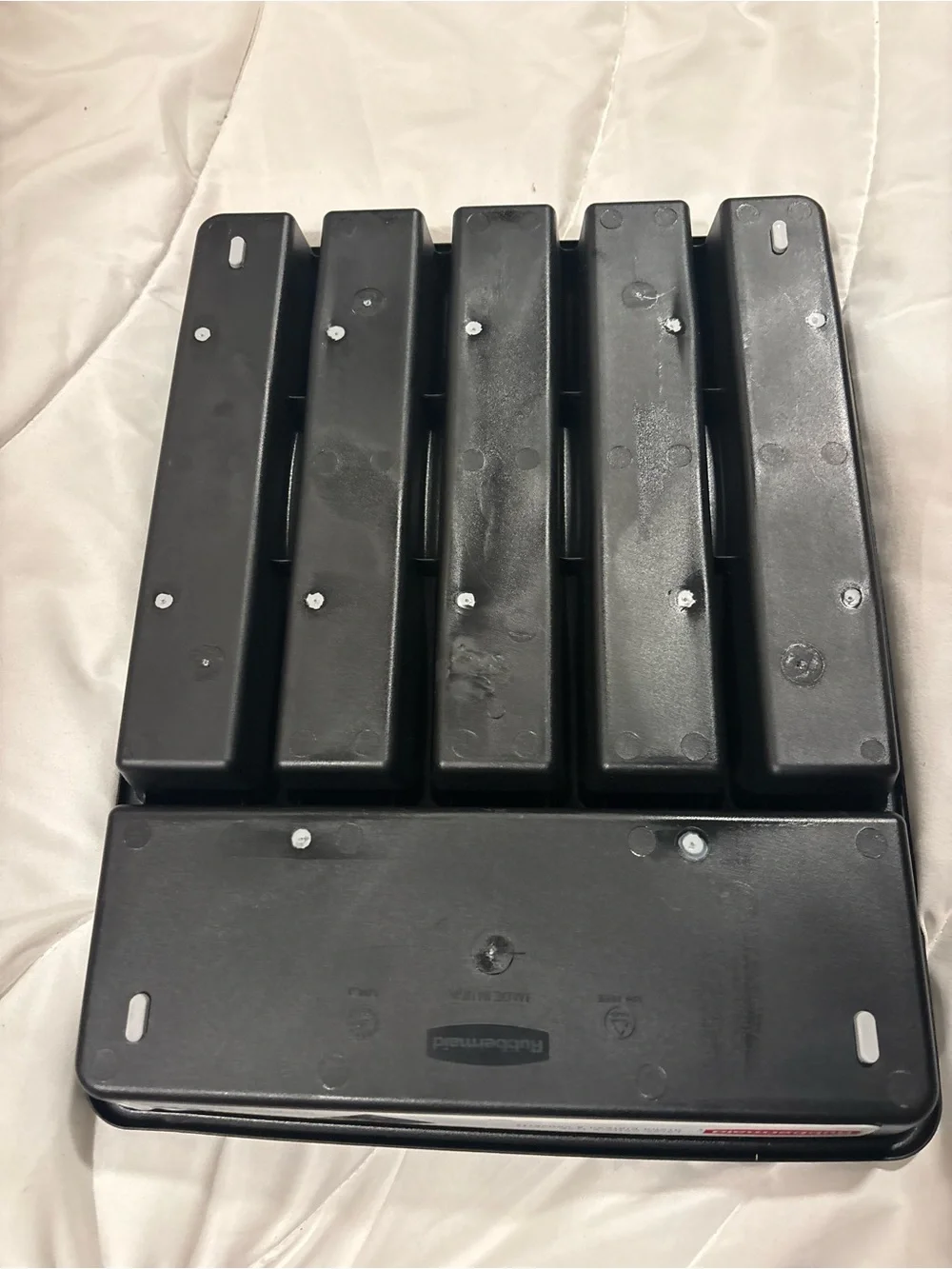Rubbermaid Black and Light Gray Drawer Silverware Organizer No slip tray